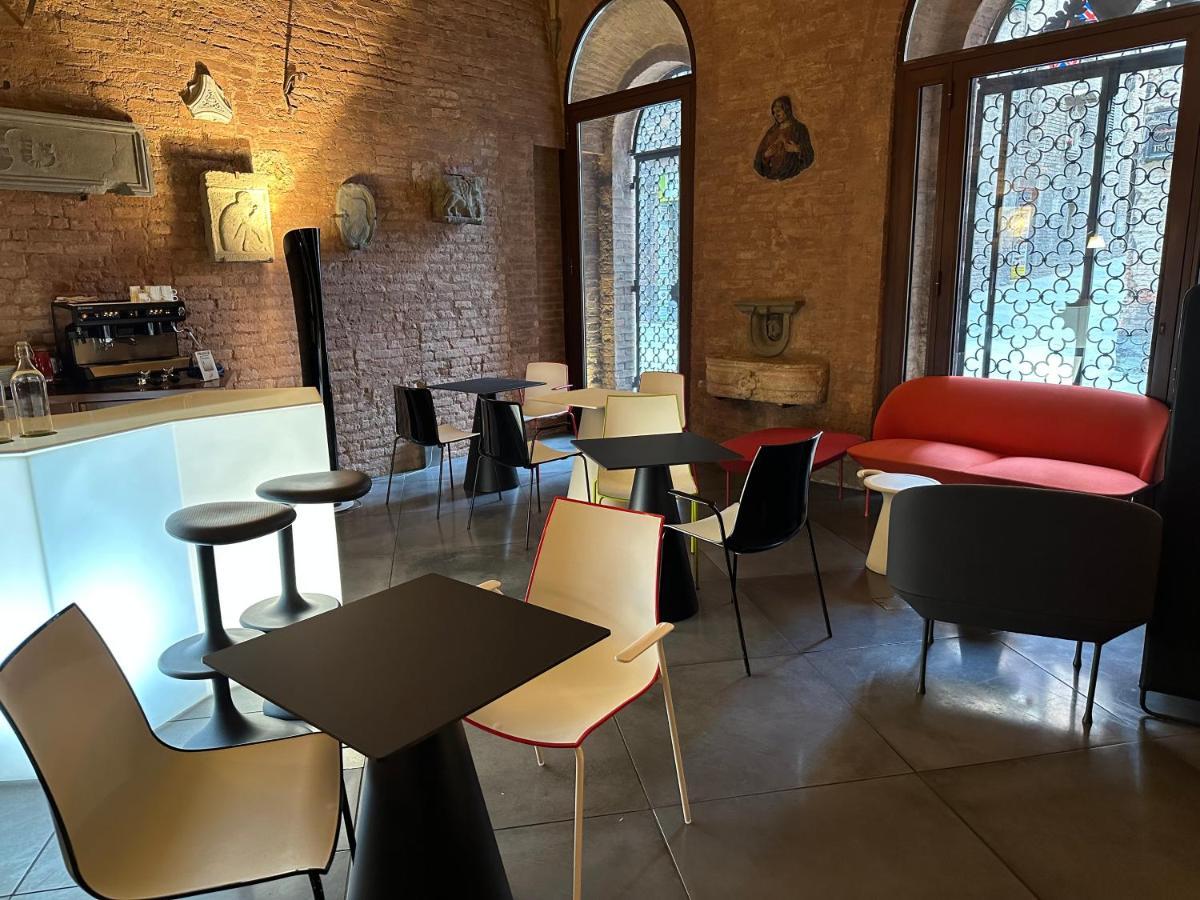 Palazzetto Rosso - Art Hotel Siena Luaran gambar